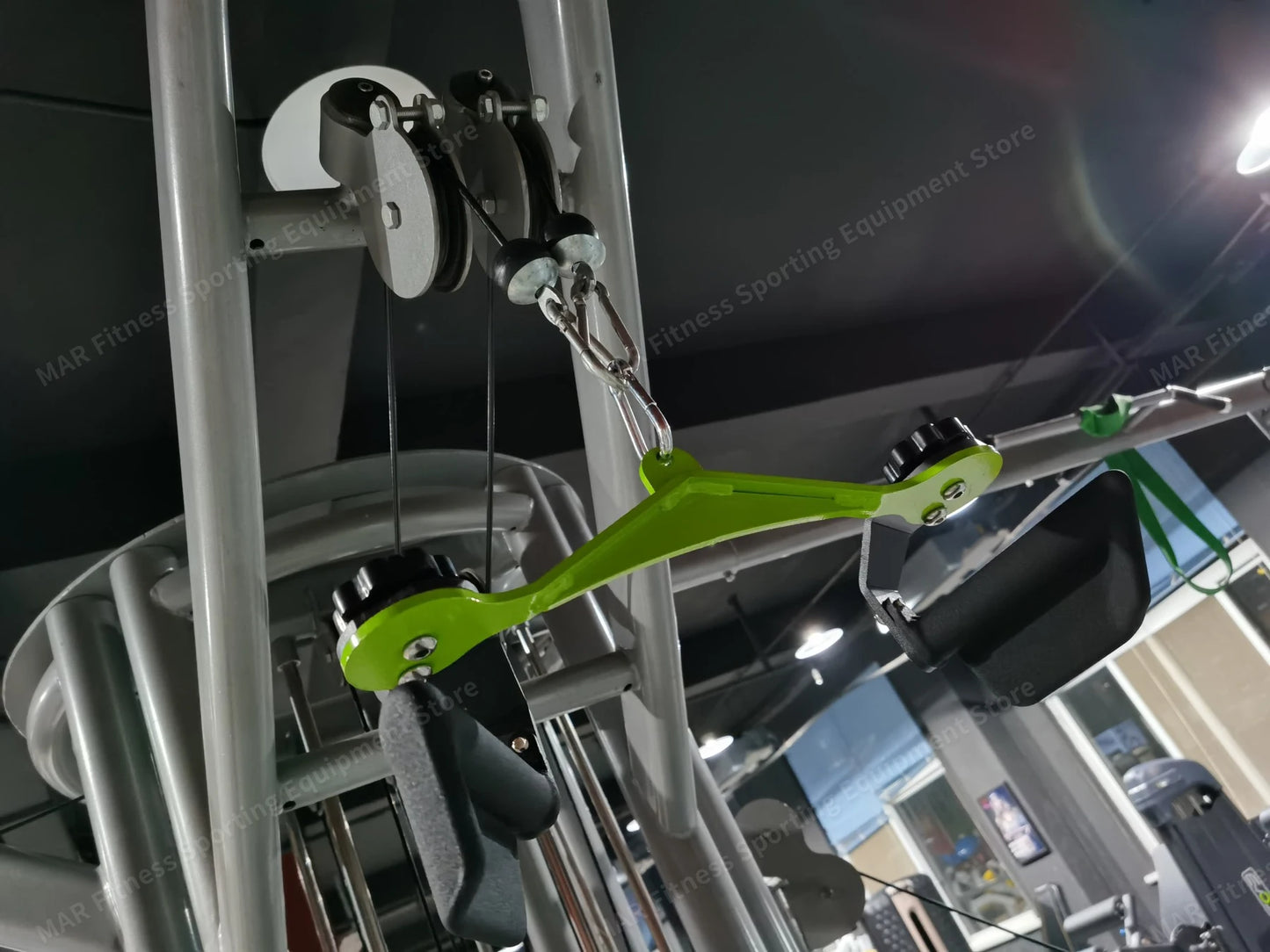 Lat Pull Down & Rowing V-Bar Handle – Cable Machine Grip