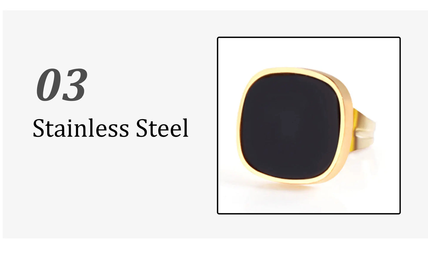 Women’s Gold Shell Jewelry Set Necklace & Earrings