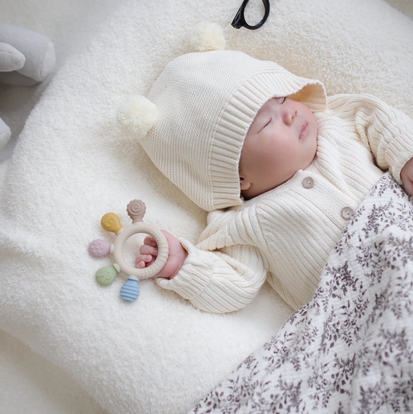 Erduo Silicone Baby Teether – Safe Sensory Chew Toy