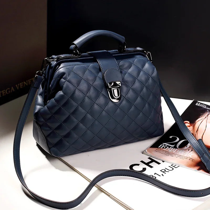 Vintage Argyll Crossbody Bag – Women’s Doctor Handbag