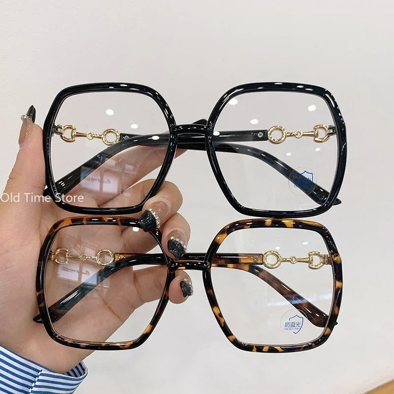 Oversized Square Myopia Glasses – Anti Blue Light Lenses