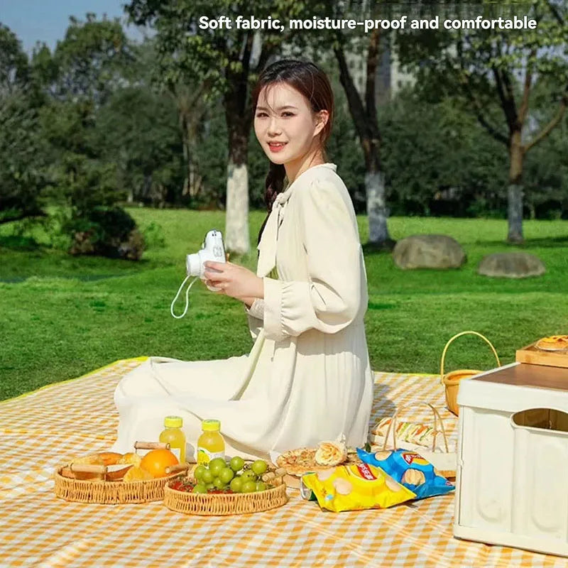 Picnic Mat, Moisture-proof Camping and Picnic Mat, Outdoor Waterproof Portable Beach Mat, Outdoor Spring Outing Mat