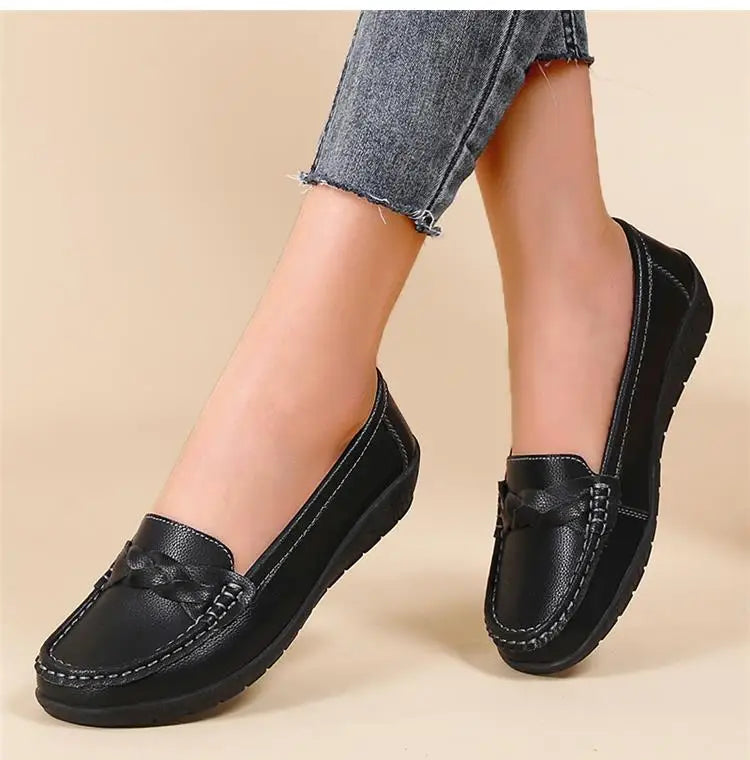 Women's Flat Shoes Fashion Outdoor Loafers For Women Comfortable Moccasins Genuine Leather Shoes For Woman Footwear