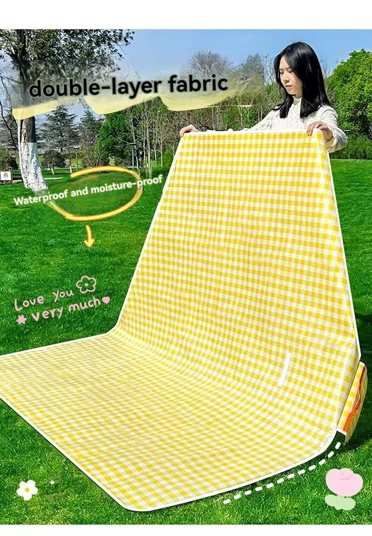 Picnic Mat, Moisture-proof Camping and Picnic Mat, Outdoor Waterproof Portable Beach Mat, Outdoor Spring Outing Mat