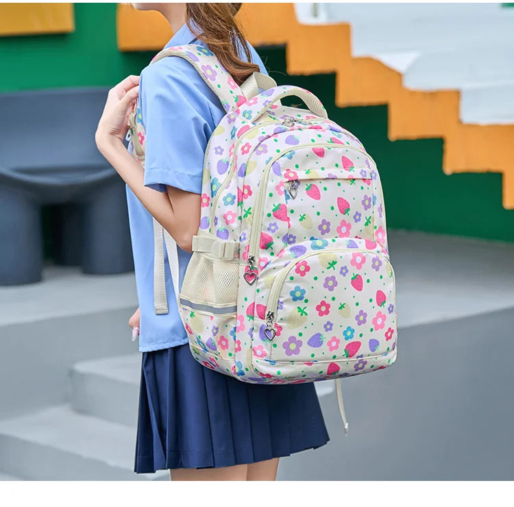 Schoolbags for Primary School Girls, Fashionable Backpacks, Large Capacity Junior High School Students, Versatile Backpacks