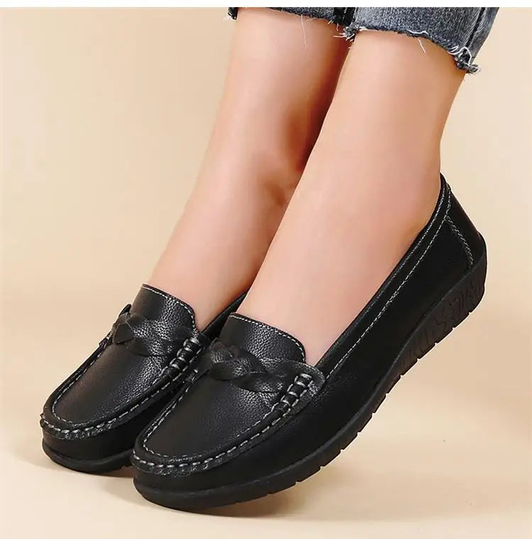 Women's Flat Shoes Fashion Outdoor Loafers For Women Comfortable Moccasins Genuine Leather Shoes For Woman Footwear