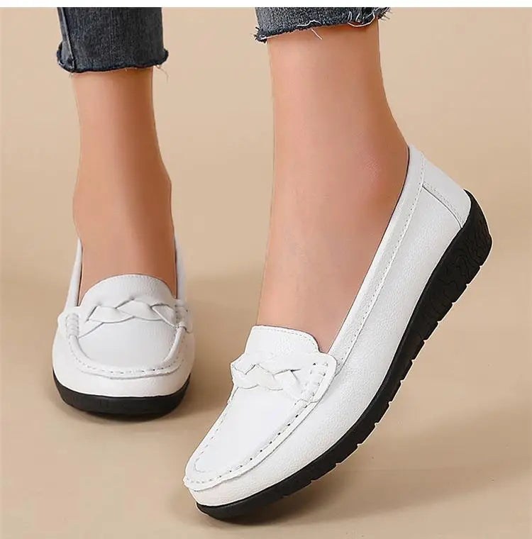 Women's Flat Shoes Fashion Outdoor Loafers For Women Comfortable Moccasins Genuine Leather Shoes For Woman Footwear