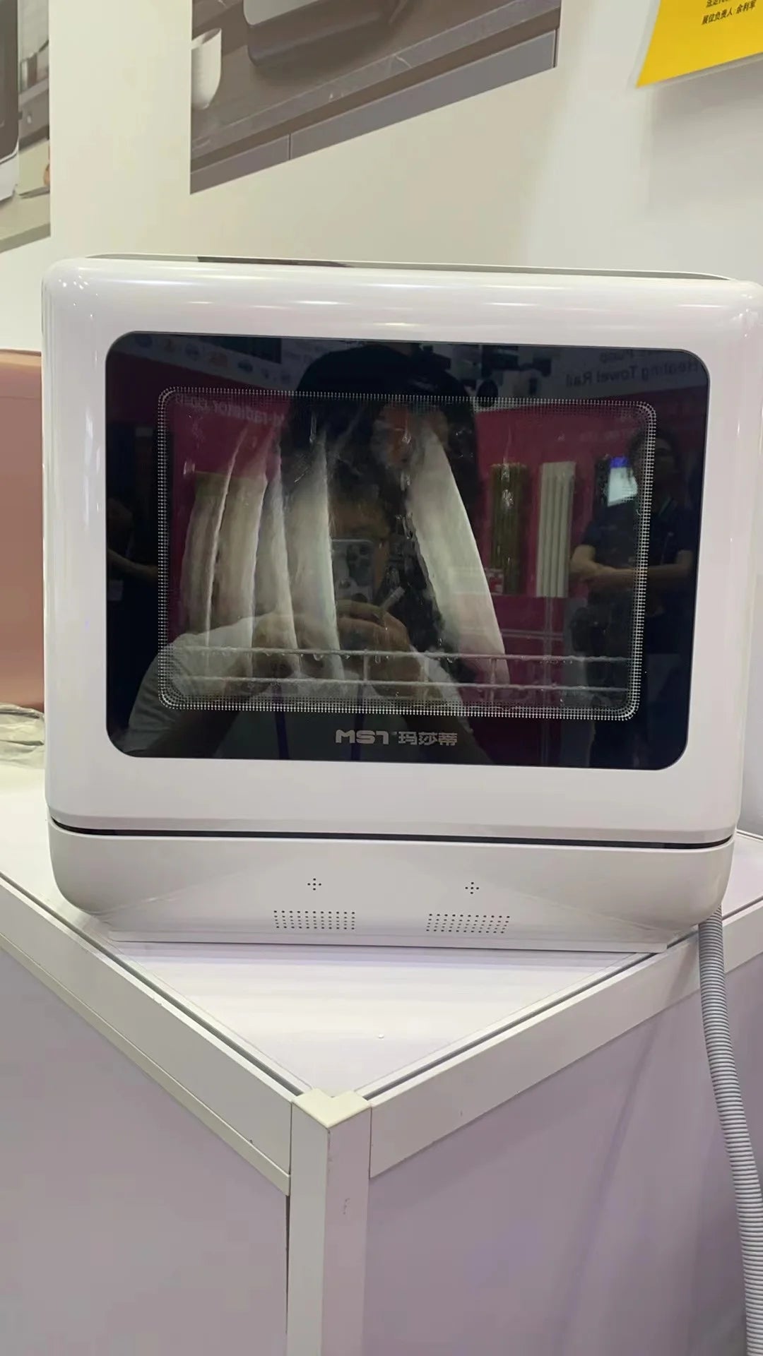 Wholesale New Commercial Smart Countertop Kitchen Dishwasher Nice Quality Moveable Machine With Water Tank High Quality Stock