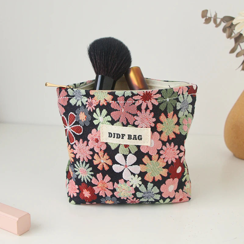 Red Flower Women's Cosmetic Bag, Small Portable Travel Toiletry Bag, Simple Cosmetic Storage Bag, Inner Tank Bag, Coin Purse