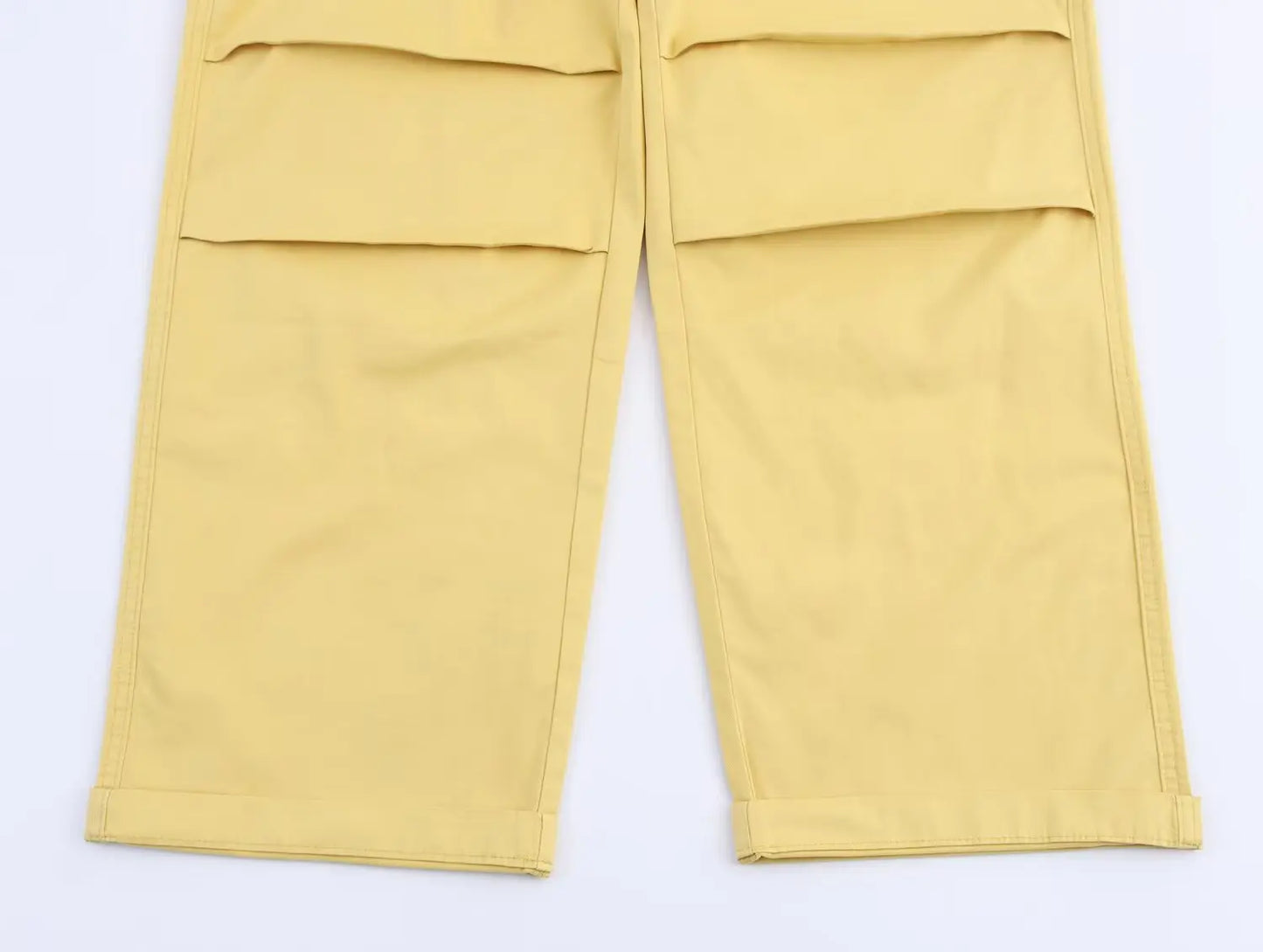 Women’s Straight-Leg Cargo Pants – Casual Outdoor Workwear