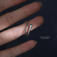 Snake Shaped Ring 18K Platinum Plated Cubic Zirconia High Quality Wedding or Engagement Ring