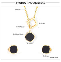 Women’s Gold Shell Jewelry Set Necklace & Earrings