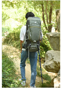 Men’s 60L Hiking Camping Mountaineering Backpack