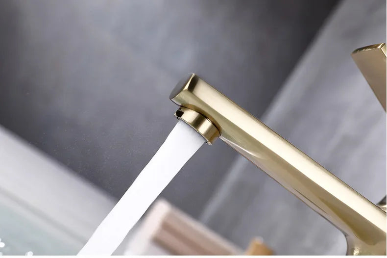 HONGDEC Brass Bathroom Basin Faucet with Mixer Handle