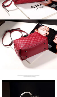 Vintage Argyll Crossbody Bag – Women’s Doctor Handbag