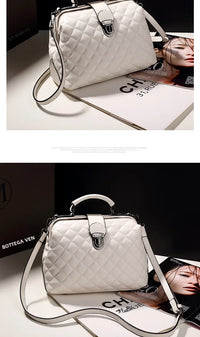 Vintage Argyll Crossbody Bag – Women’s Doctor Handbag