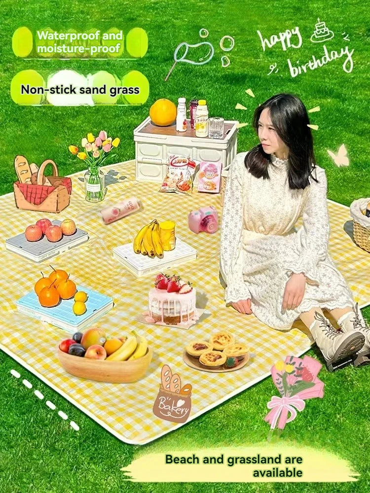 Picnic Mat, Moisture-proof Camping and Picnic Mat, Outdoor Waterproof Portable Beach Mat, Outdoor Spring Outing Mat