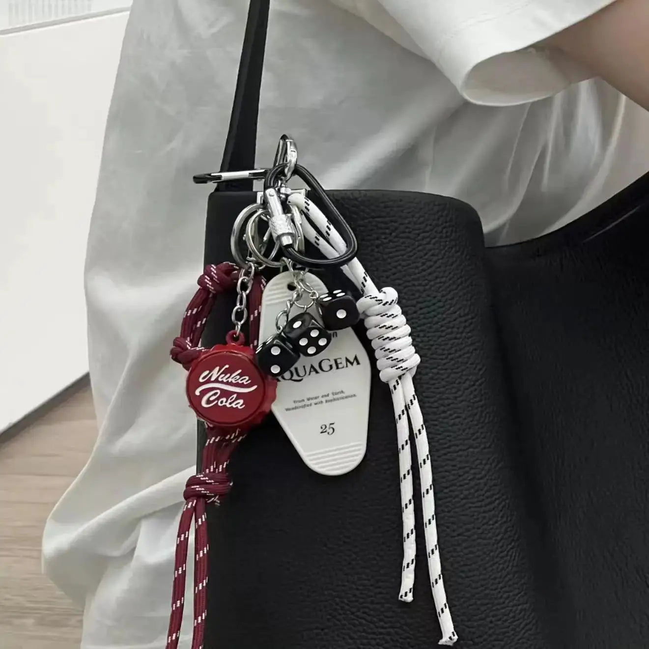 Sausage Dog Bear Keychain Braided Rope Baseball Bread Bead Pendant Mobile Bag Bag Fashion Accessories New Year Gift For Girl Kid