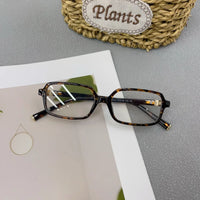 Retro Square Myopia Glasses – Unisex Prescription Eyewear