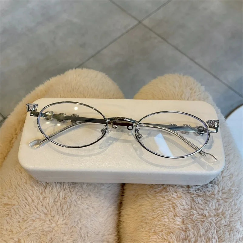 Oval Bling Sunglasses – Metal Frame Fashion Eyewear