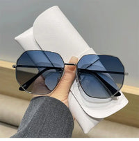 Vintage Metal Sunglasses – UV400 Classic Driving Eyewear