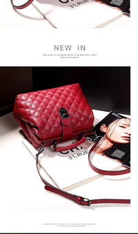 Vintage Argyll Crossbody Bag – Women’s Doctor Handbag