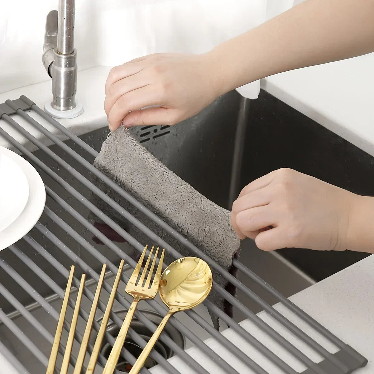 Multifunctional Kitchen Sink Organizer Dishwashing Mat