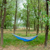 Portable outdoor camping hammock, suitable for backpacking, beach, backyard, garden, hiking, all seasons.