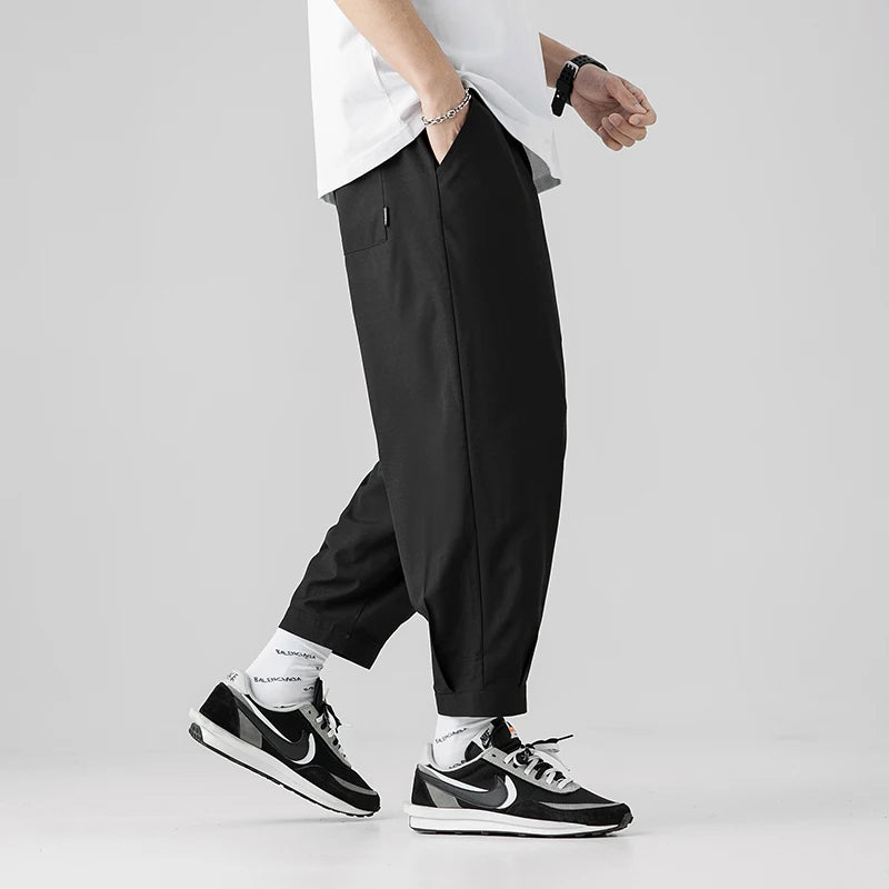 Men’s Cropped Cargo Pants – Lightweight Summer Fashion