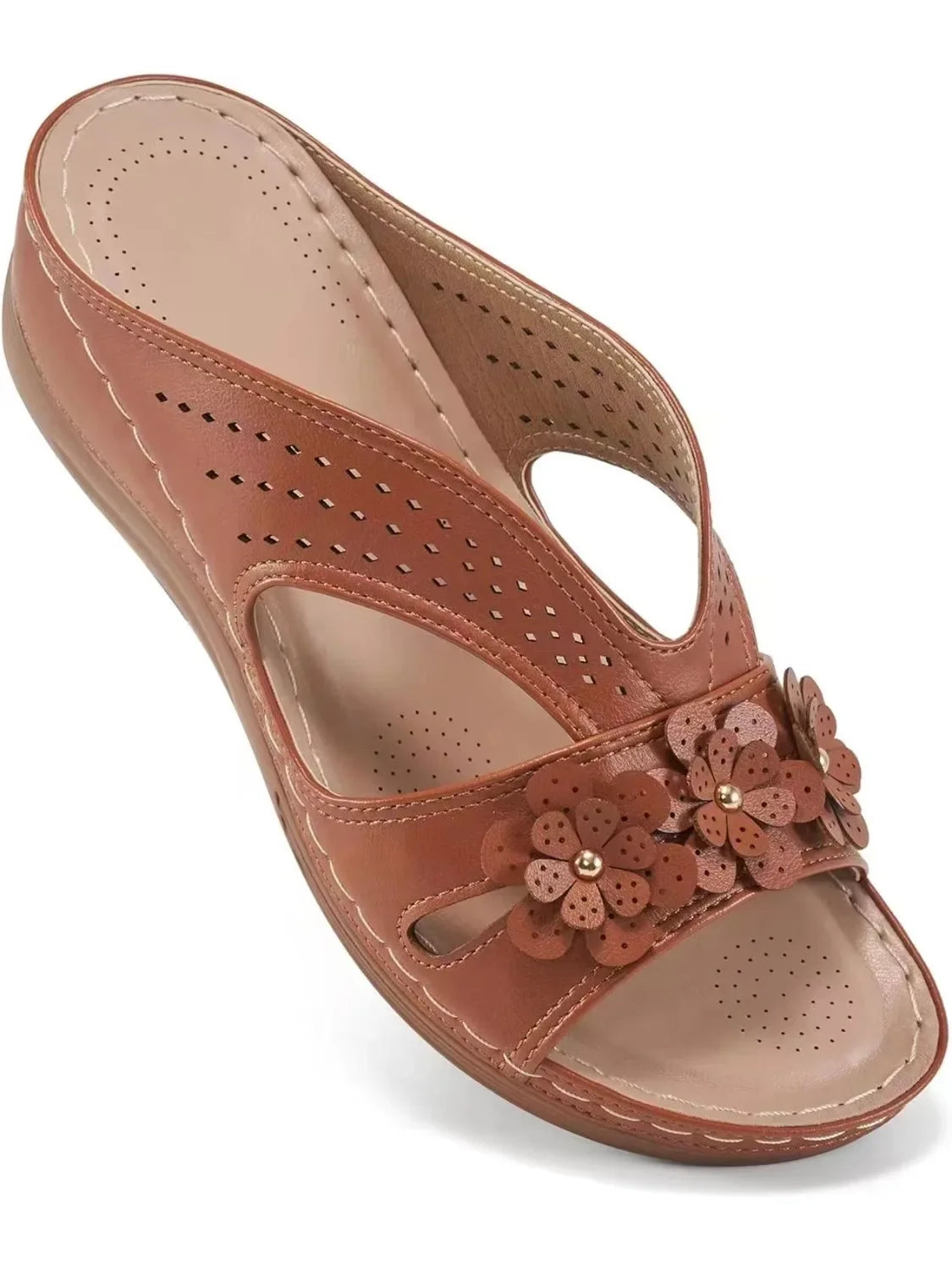 Woman  2024 Trend Women's Slippers Casual Flower Hollow Wedge Beach Shoes Outdoor Fashion Platform Comfortable Non-slip Sandals