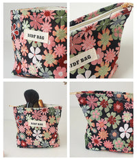 Red Flower Women's Cosmetic Bag, Small Portable Travel Toiletry Bag, Simple Cosmetic Storage Bag, Inner Tank Bag, Coin Purse