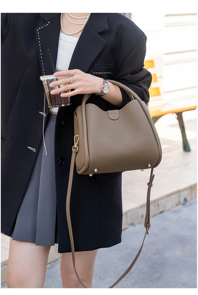 Women's Natural Cow Real Leather Shoulder Bag Ladies Retro Fashion Luxury Crossbody Bag Female Cowhide Commuter Handbag for Lady