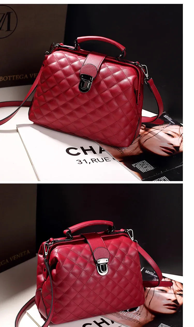 Vintage Argyll Crossbody Bag – Women’s Doctor Handbag