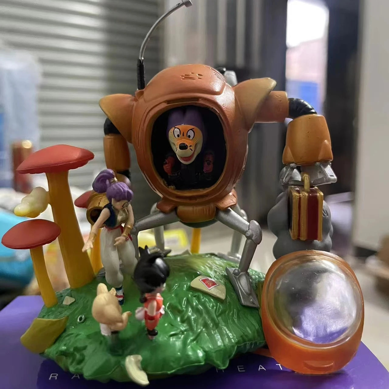 Dragon Ball Shu Robot vs Son Goku PVC Action Figure