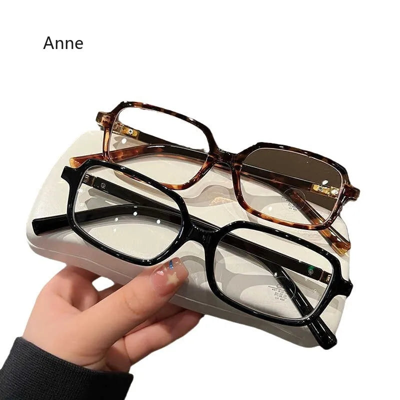 Retro Square Myopia Glasses – Unisex Prescription Eyewear