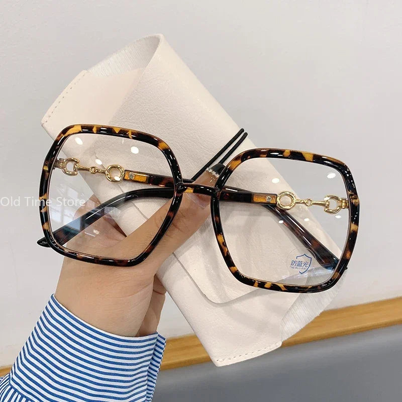 Oversized Square Myopia Glasses – Anti Blue Light Lenses