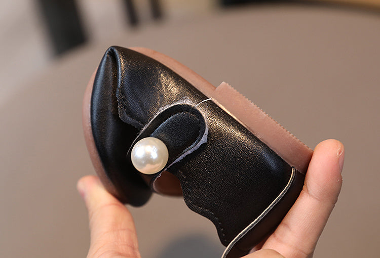 Infant Mary Jane Shoes with Soft Sole & Glitter Design